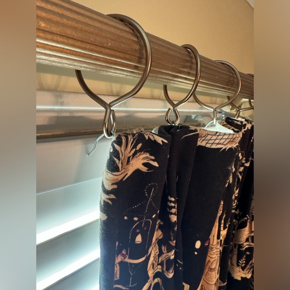 Set of 14 Drapery Eyelet Curtain Rings **New** unopened Warm Gold 2.3” - Picture 4 of 4